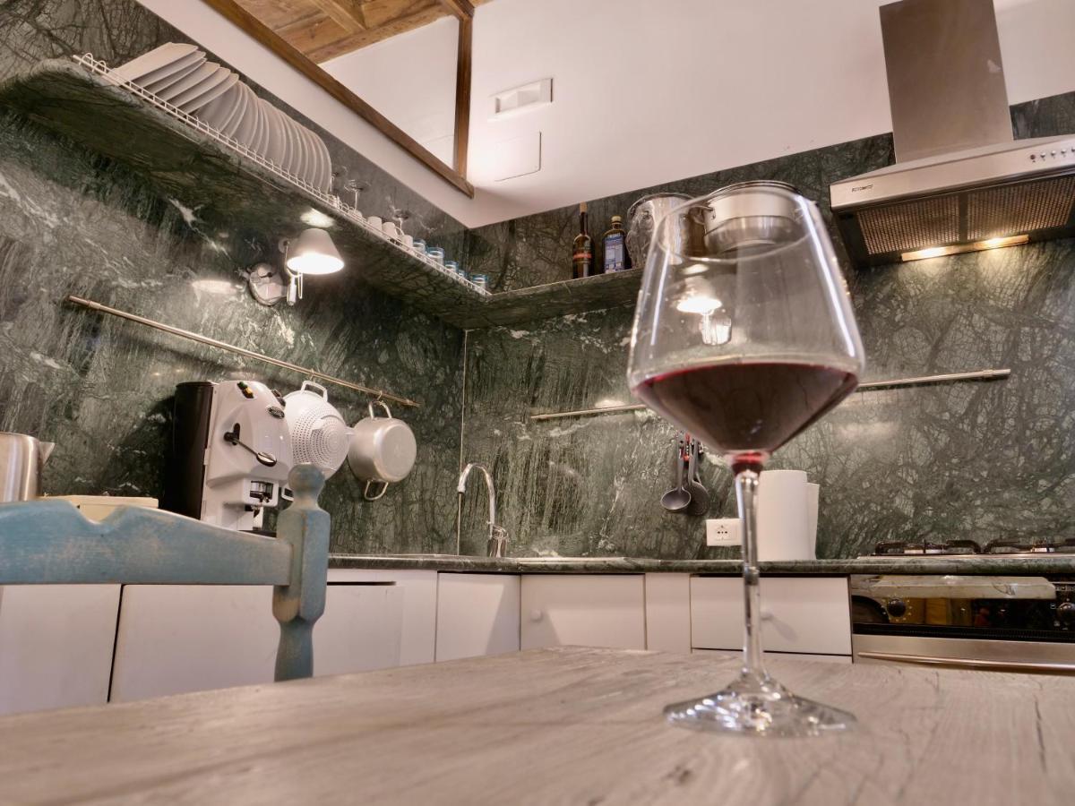 Helmirage Trevi Suite Rome Luaran gambar